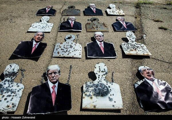 Iranian Soldiers Drill Using Netanyahu, Trump Cutouts for Target Practice (Photos) - Sputnik International