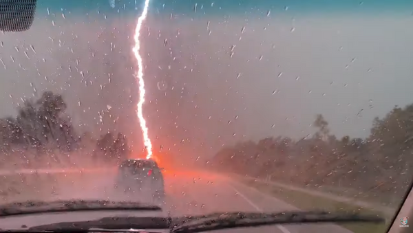 Florida Lightning Storm Rattles Commuters - Sputnik International