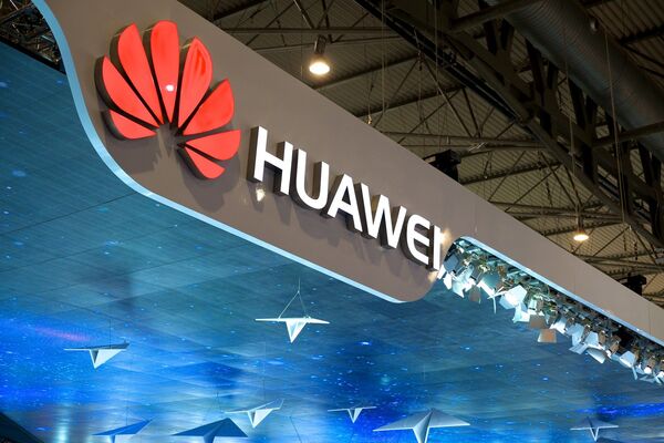Despite US Crackdown on Huawei, People Continue to Buy Its Products - Chinese Giant's CEO - Sputnik International