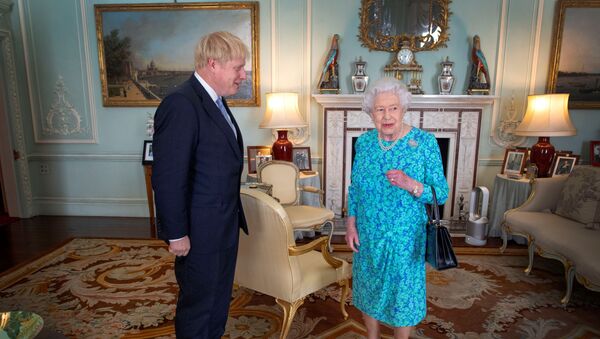 Queen Elizabeth II speaks to Boris Johnson during an audience in Buckingham Palace, where she will officially recognise him as the new Prime Minister, in London - Sputnik International