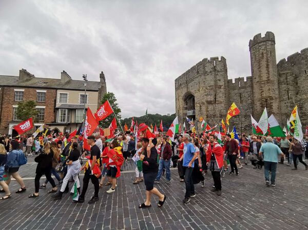 Welsh Protestors Hold Rally in Caernarfon for Independence From Britain (Video) - Sputnik International