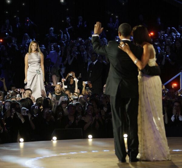 Singer Beyonce during the inauguration ceremony for President Barack Obama in Washington on 20 January 2009. - Sputnik International