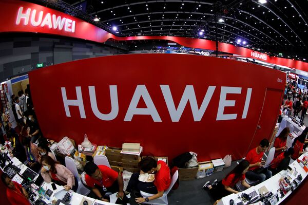 Huawei Slams 'False' Report About Its Employees Allegedly Aiding African States to Spy on Opposition - Sputnik International