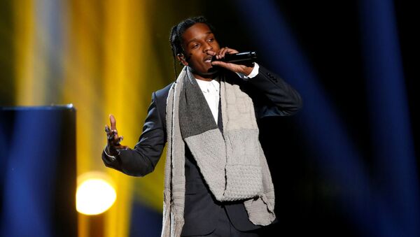  A$AP Rocky performs I'm Not the Only One with Sam Smith (not pictured) during the 42nd American Music Awards in Los Angeles, California November 23, 2014 - Sputnik International
