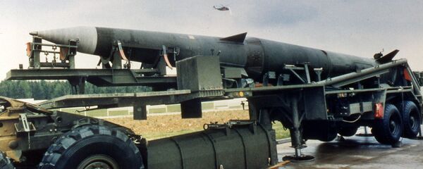 A Pershing II missile is seen on a semi-trailer at the Mutlangen, West Germany, US missile base, as the press was given a chance to inspect the army base May 20, 1987 - Sputnik International