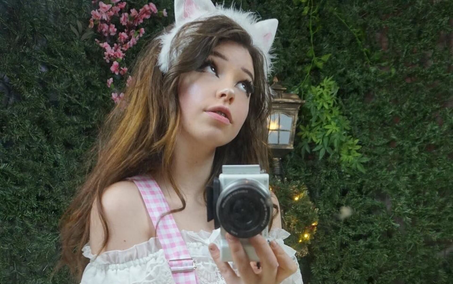 The internet reacts to Belle Delphine's Instagram ban - Dexerto