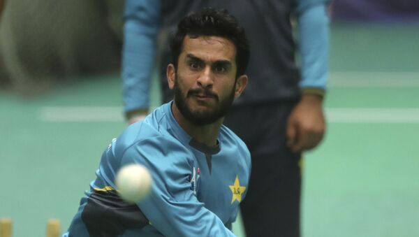 Pakistan's Hasan Ali attends an indoor training session ahead of their Cricket World Cup match against India at Old Trafford in Manchester, England, Saturday, June 15, 2019. (AP Photo/Aijaz Rahi) - Sputnik International
