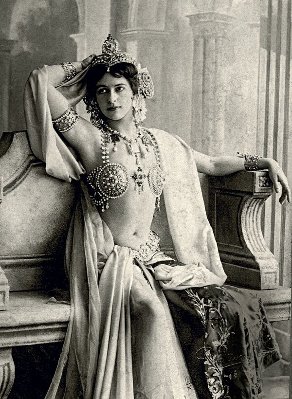 Dancer Mata Hari in 1906 - Sputnik International