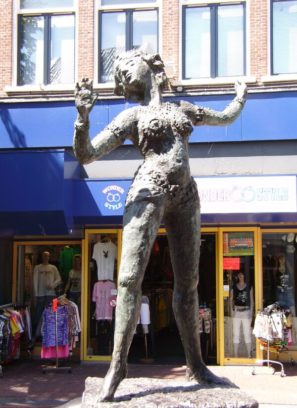 Sculpture of Mata Hari in Leeuwarden - Sputnik International