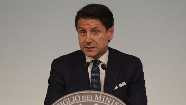 Italian premier Giuseppe Conte gives a press conference at Chigi Palace in Rome Thursday evening, Aug. 8, 2019. Italy faced a government crisis Thursday as Interior Minister Matteo Salvini of the right-wing League party called for a new election, saying his party's coalition with the populist 5-Star Movement had collapsed over policy differences. - Sputnik International