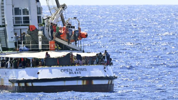 Spanish humanitarian Rescue Ship Open Arms off the Sicilian Island of Lampedusa - Sputnik International