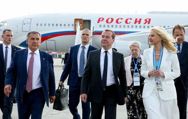 Russian Prime Minister Dmitry Medvedev at Kazan airport - Sputnik International