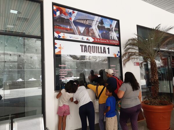 Residents in Northern Venezuela Enjoy New Bus Terminal Facilitating Travel Around Country - Sputnik International