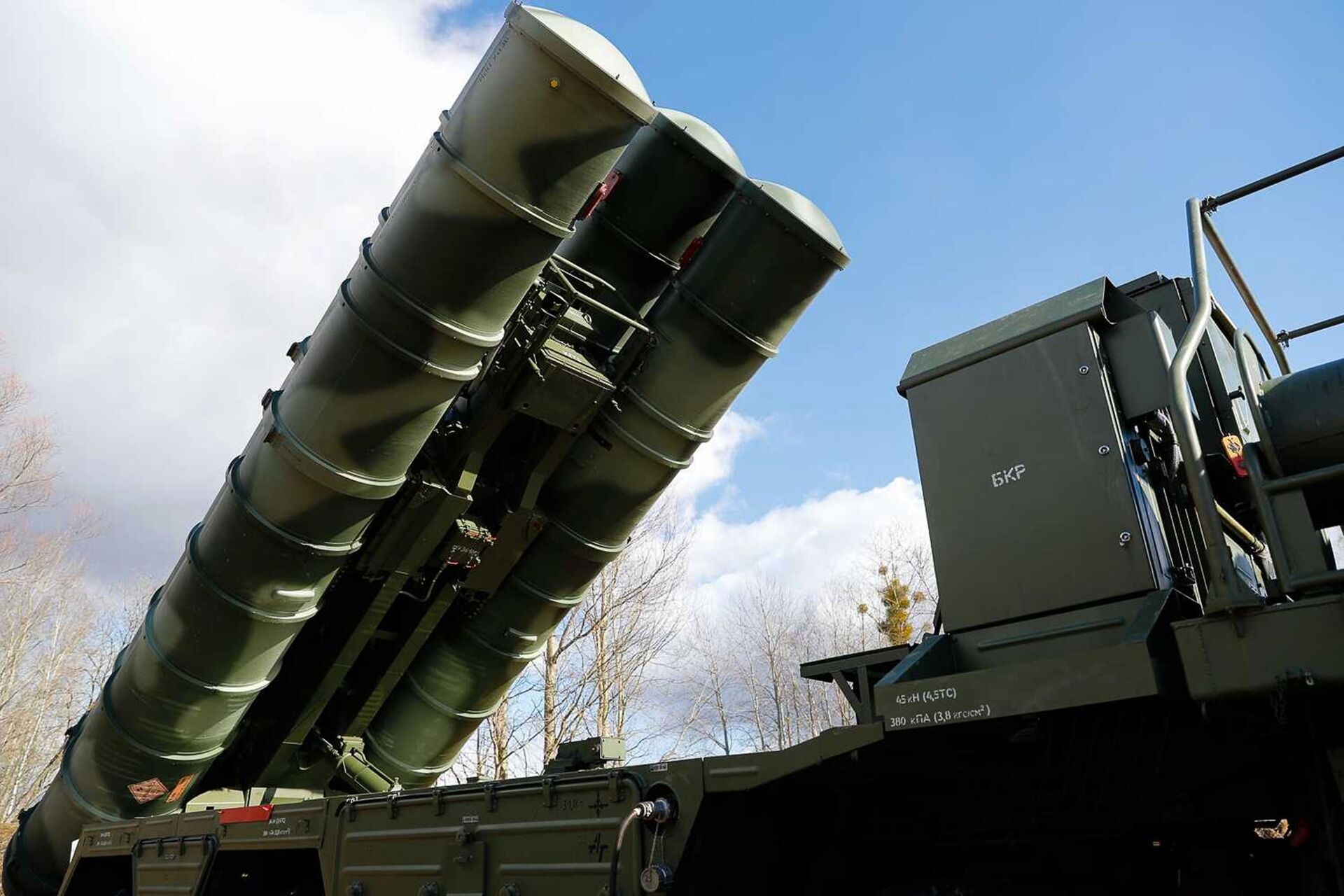 The latest S-400 Triumph anti-aircraft missile systems, which entered service with the Baltic Fleet air defense system in the Kaliningrad Region - Sputnik International, 1920, 07.09.2021