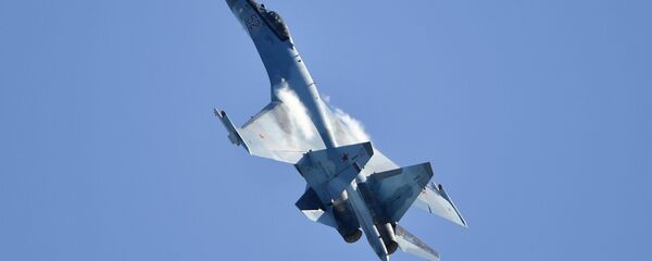 Russia's multipurpose Su-35 jet performs at the MAKS-2019 international aviation and space show in Zhukovsky outside Moscow. Russia's multipurpose Su-35 jet performs at the MAKS-2019 international aviation and space show in Zhukovsky outside Moscow. - Sputnik International