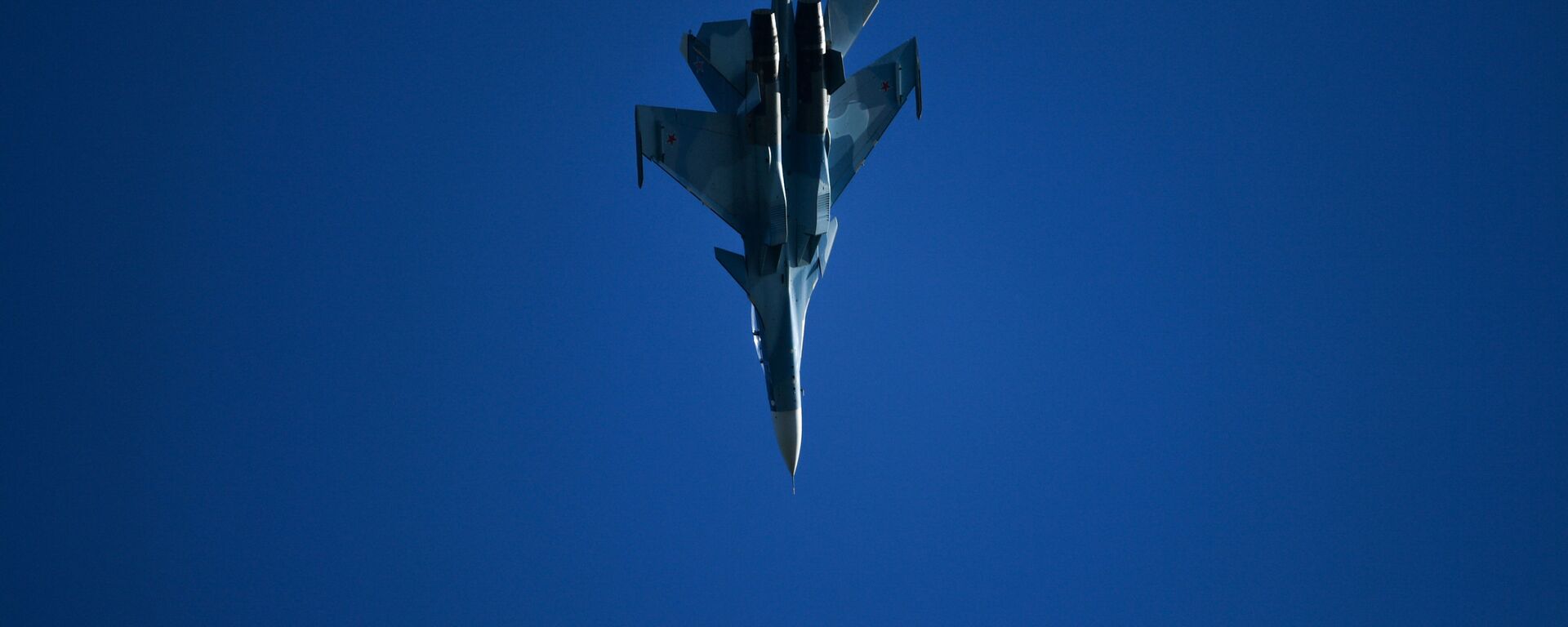 A Sukhoi Su-30SM fighter performs at the MAKS-2019 International Aviation and Space Show in Zhukovsky, outside Moscow, Russia. - Sputnik International, 1920, 07.10.2019