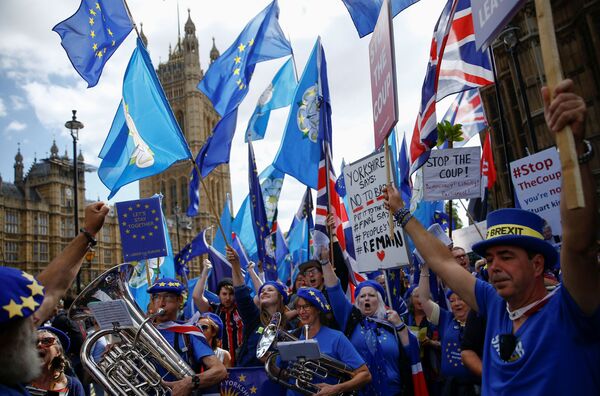 Don’t Let the Stitch-up Lose Your Faith - Sputnik International