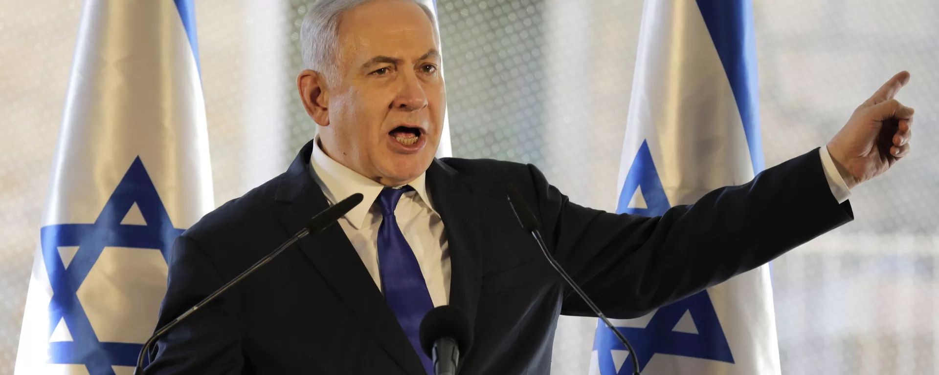 Israeli Prime Minister Benjamin Netanyahu, gestures as he speaks during a ceremony near Hebron's holiest site, known to Jews as the Tomb of the Patriarchs and to Muslims as the Ibrahimi Mosque in the Israeli controlled part of the West Bank city of Hebron, Wednesday, Sept. 4, 2019.  - Sputnik International, 1920, 16.01.2025