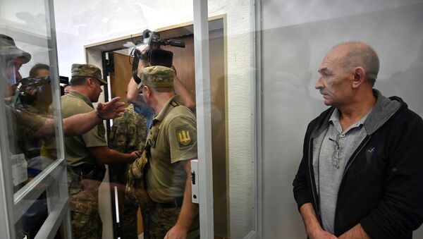 Vladimir Tsemakh, an Ukrainian man suspected of involvement in the downing of flight MH17, is about to leave a dock of Kiev court of appeal after the court verdict in Kiev on September 5, 2019.  - Sputnik International