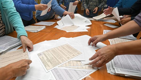 Election commission counts ballots - Sputnik International