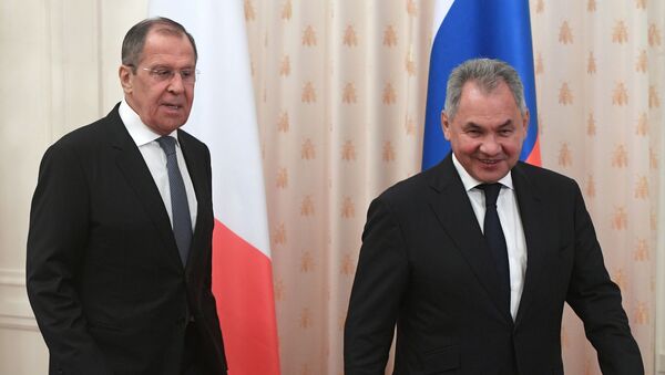 Russian Foreign Minister Sergei Lavrov and Defence Minister Sergei Shoigu - Sputnik International