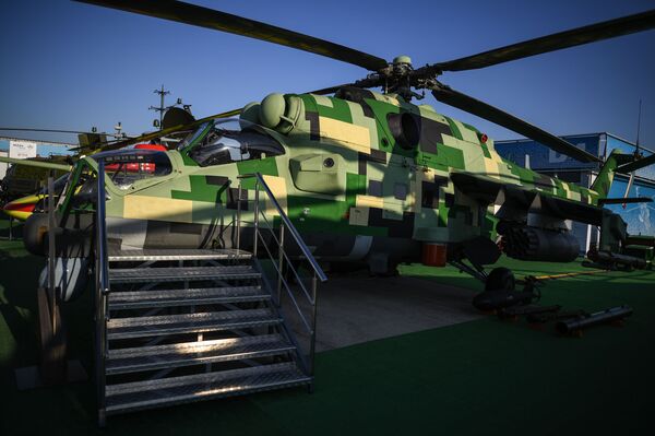 US Air Force Use Mi-24 Helicopters to Simulate Enemy in Drills - Sputnik International