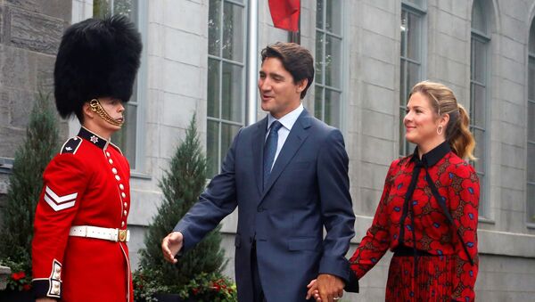 Canada's Prime Minister Justin Trudeau and his wife Sophie Gregoire Trudeau - Sputnik International