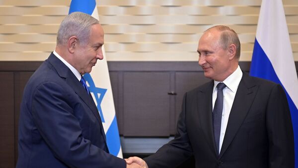 Russian President Vladimir Putin meets Israeli Prime Minister Benjamin Netnyahu in Sochi on 12 September 2019 - Sputnik International