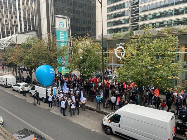 Public Transport Workers Protest in Paris, Paralysing the City - Photos - Sputnik International