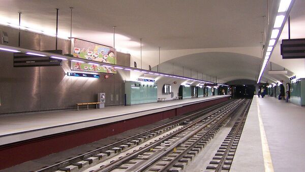 The platforms at Roma underground station, Linha Verde - Sputnik International