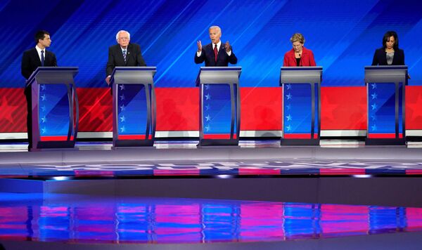 Missed Opportunity? Democrats May Lose to Trump in 2020 Due to Being Hijacked by Progressive Left Missed Opportunity? Democrats May Lose to Trump in 2020 Due to Being Hijacked by Progressive Left - Sputnik International