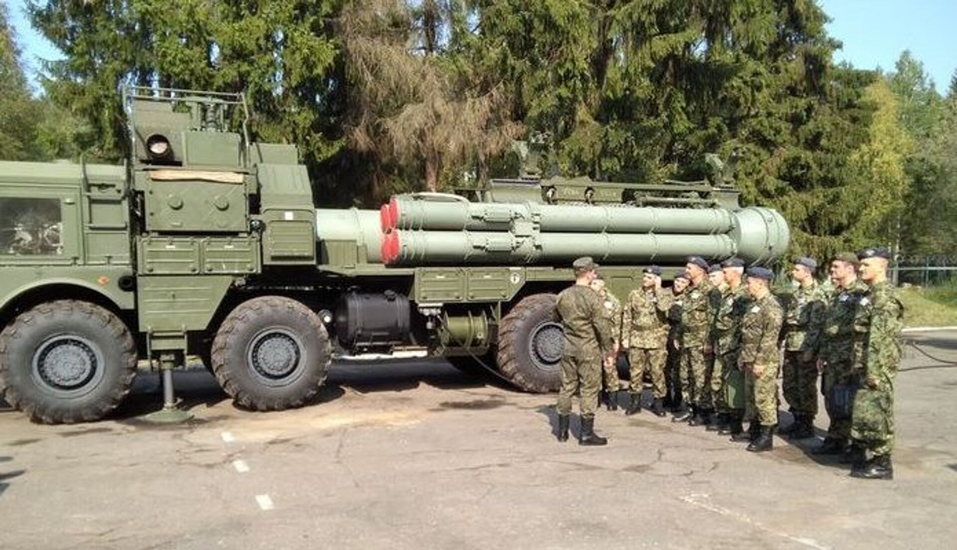 Unusual configuration of S-400 launcher. - Sputnik International, 1920, 02.01.2022