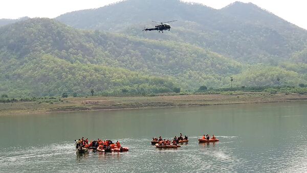 Rescue operation at Godavari river in India - Sputnik International