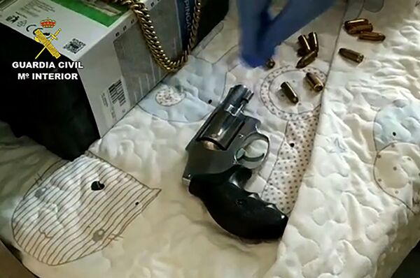 Spanish Police Reportedly Bust Drug Ring Run by 'Messi of Hashish' Spanish Police Reportedly Bust Drug Ring Run by 'Messi of Hashish' - Sputnik International