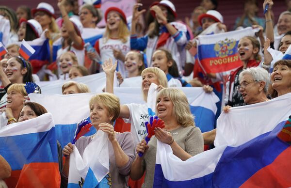 Russian fans at the 2019 Rhythmic Gymnastics World Championships in Baku - Sputnik International