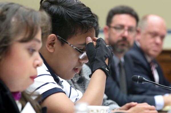 US Resumes Deportation Deferment Program for Ill Migrants, Family Members  - Sputnik International