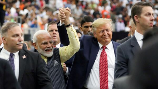 U.S. President Donald Trump participates in the Howdy Modi event with India's Prime Minister Narendra Modi in Houston, Texas, U.S., September 22, 2019. - Sputnik International