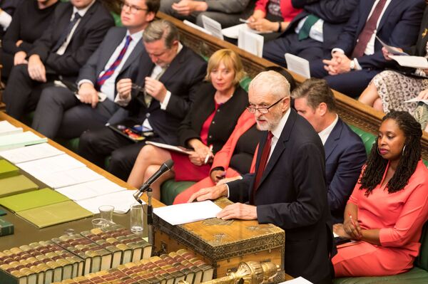 Corbyn Warned Against Accepting UK PM's Election Offer as Liable to Spark Labour Rebellion - Report - Sputnik International