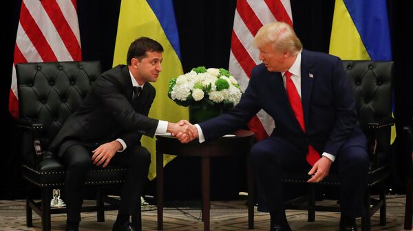 U.S. President Donald Trump shakes hands with Ukraine's President Volodymyr Zelensky during a bilateral meeting on the sidelines of the 74th session of the United Nations General Assembly (UNGA) in New York City, New York, U.S., September 25, 2019 - Sputnik International