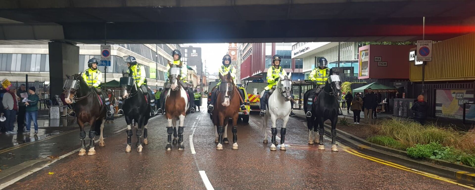 Police Keep Strong Presence Throughout Protests in Manchester - Sputnik International, 1920, 03.10.2021