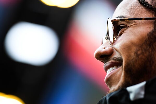 Mercedes team pilot Lewis Hamilton during a press conference in Sochi. - Sputnik International