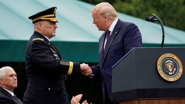 US President Donald Trump greets the new Joint Chiefs of Staff Chairman Army General Mark Milley as Vice President Mike Pence looks on during a welcome ceremony honouring Milley at Joint Base Myer-Henderson Hall, Virginia, US, 30 September 2019 - Sputnik International