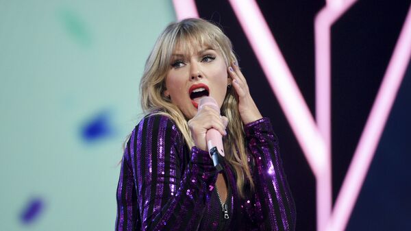 Singer Taylor Swift performs at Amazon Music's Prime Day concert at the Hammerstein Ballroom on Wednesday, July 10, 2019, in New York - Sputnik International
