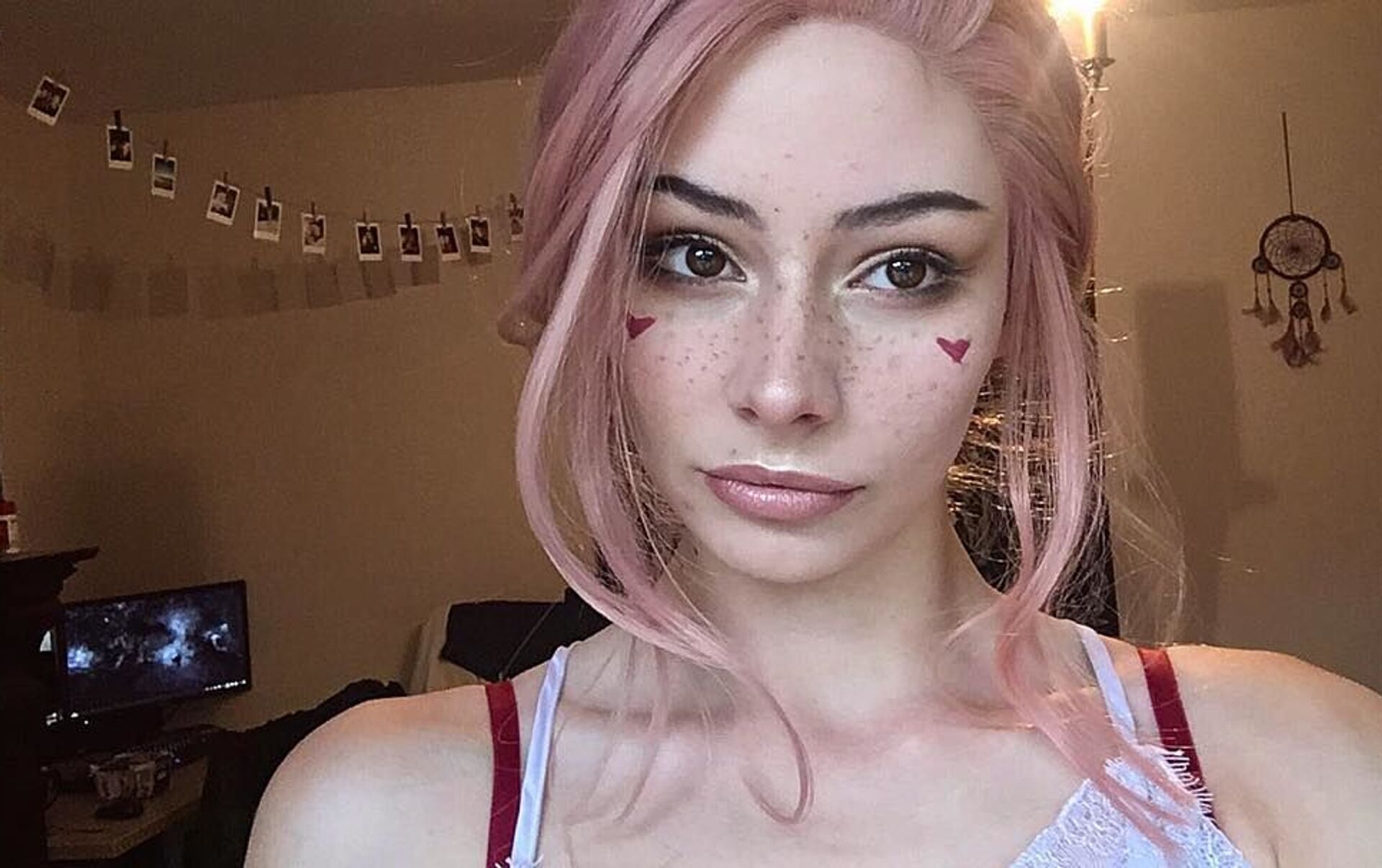 Belle Delphine Has A New Instagram Account. The Cosplay Stars