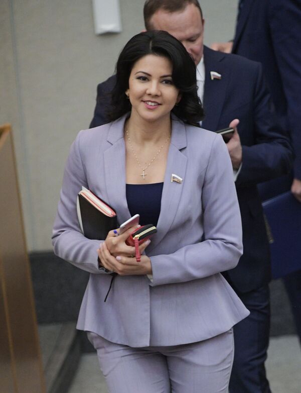 Terminator vs Communists: Russian Party Calls for Detention of Arnold Schwarzenegger - Sputnik International