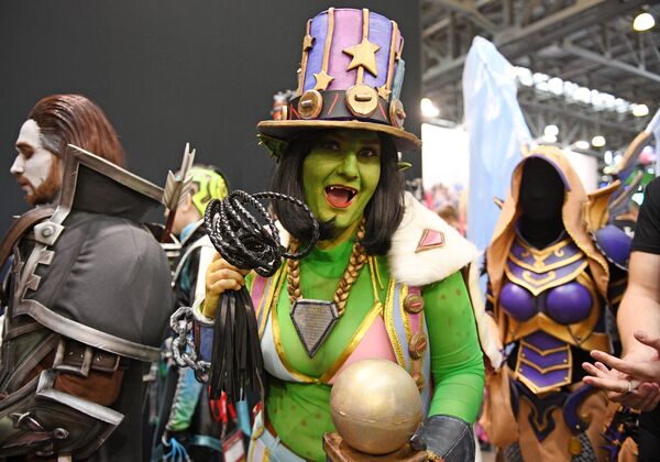 Cosplayers during the IgroMir 2019 exhibition and the Comic Con Russia 2019 festival at the Crocus Expo international exhibition centre in Moscow.   - Sputnik International