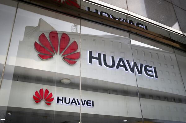 Huawei Vice President Says US Sanctions Helped Tech Giant Move Toward Self-Reliance Huawei Vice President Says US Sanctions Helped Tech Giant Move Toward Self-Reliance - Sputnik International