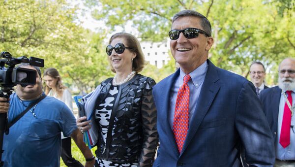 Michael Flynn, President Donald Trump's former national security adviser, leaves the federal court with his lawyer Sidney Powell, left, following a status conference with Judge Emmet Sullivan, in Washington, Tuesday, Sept. 10, 2019 - Sputnik International