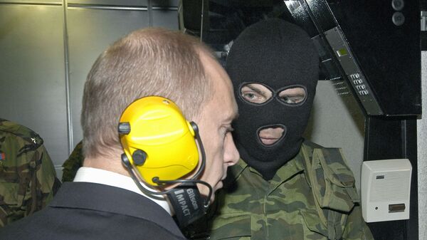 Russian President Vladimir Putin inspecting the GRU headquarters, file photo. - Sputnik International