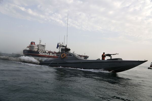 Head of UK Royal Navy Warns of Iran Threat in the Gulf, Says London Will Continue Military Presence - Sputnik International